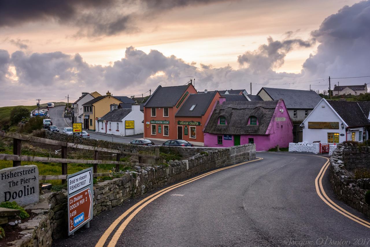 Hotel The Pipers Rest Doolin Exteriér fotografie